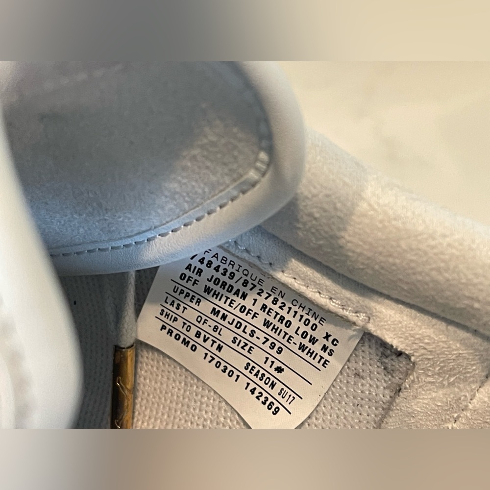Promo sample Air Jordan 1 Retro Off White Low Snakeskin Size 11 Nike Rare 2017 - Picture 4 of 12